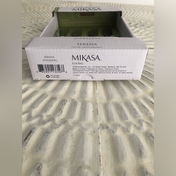 MIKASA Premium Stainless Steel Serena Spreaders 4 Pack - Picture 4 of 7